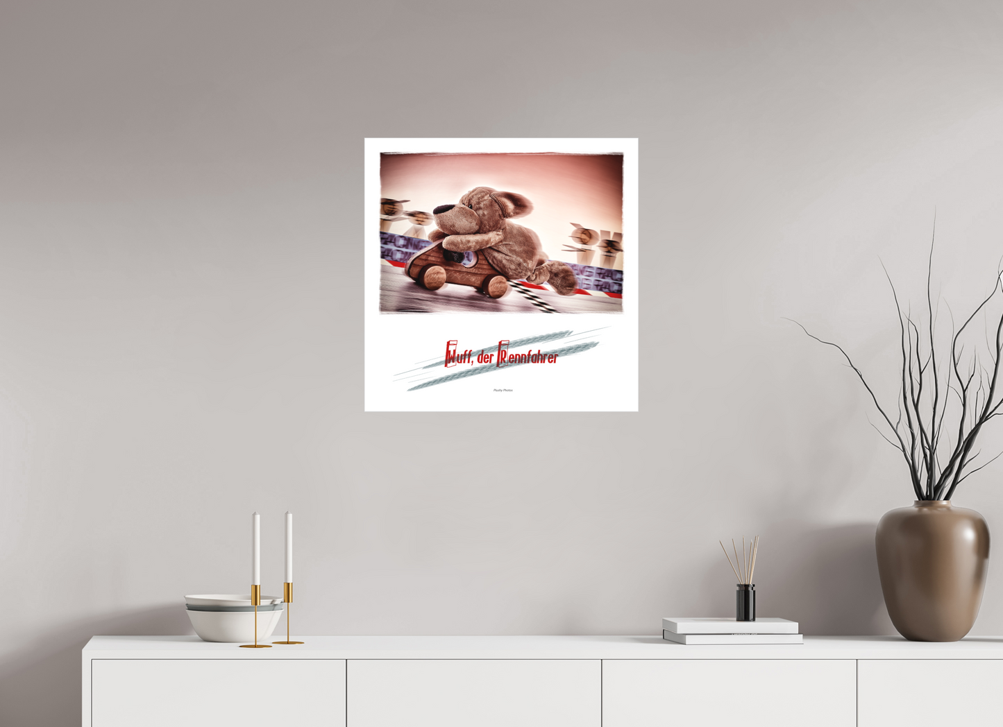 60 x 60 cm, Slimline-Einfassung silber Rahmen Wandbild Kuscheltiere Deko Kinderzimmer Wuff Rennfahrer_q
