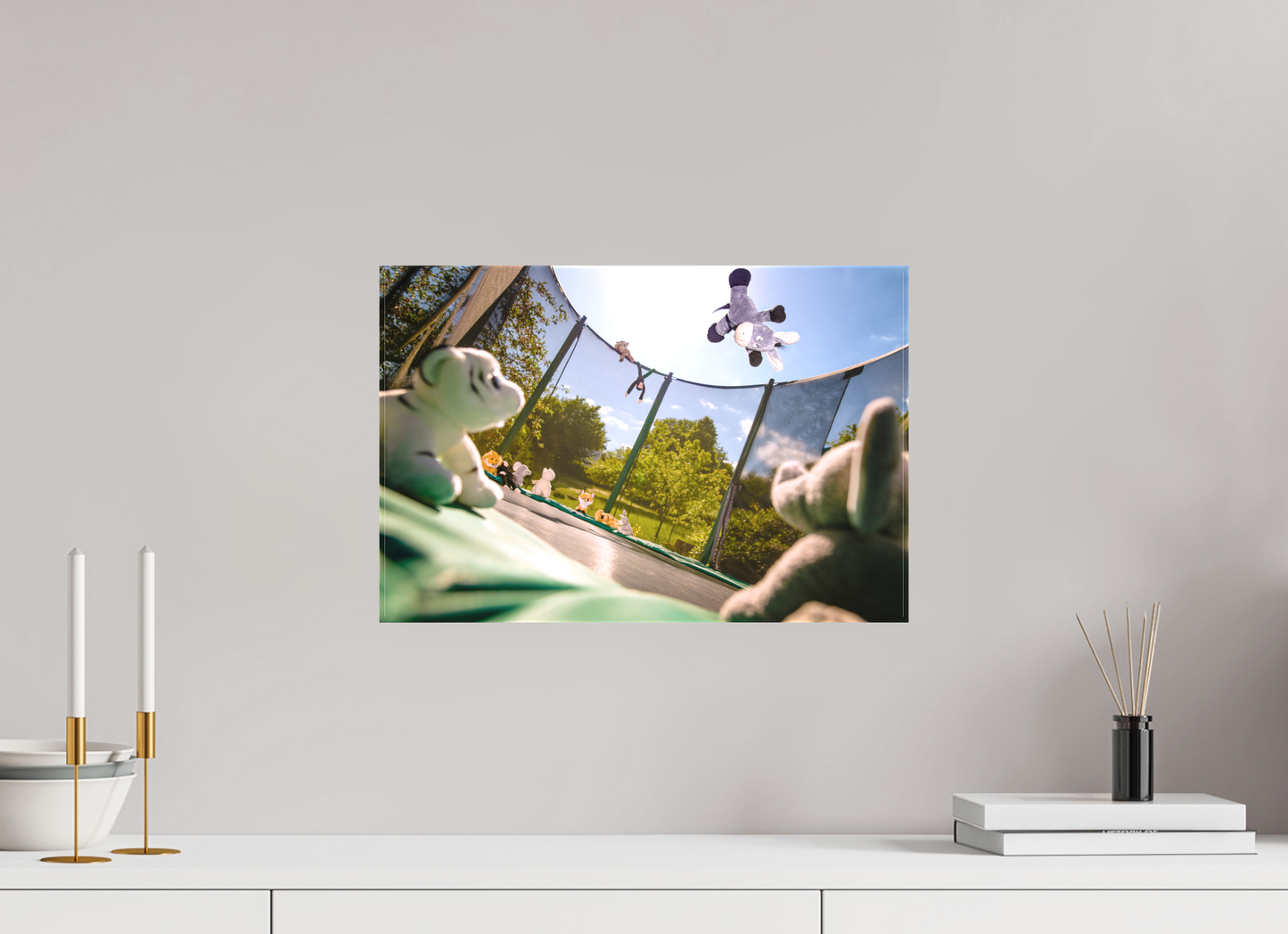 45 x 30 cm, Foto-Leinwand matt Wandbild Esel Kuscheltiere auf dem Trampolin Deko Kinderzimmer